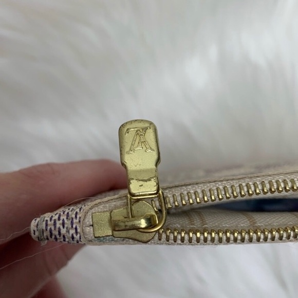 SOLD Louis Vuitton Damier Azur Neverfull Pochette - Picture 4 of 7